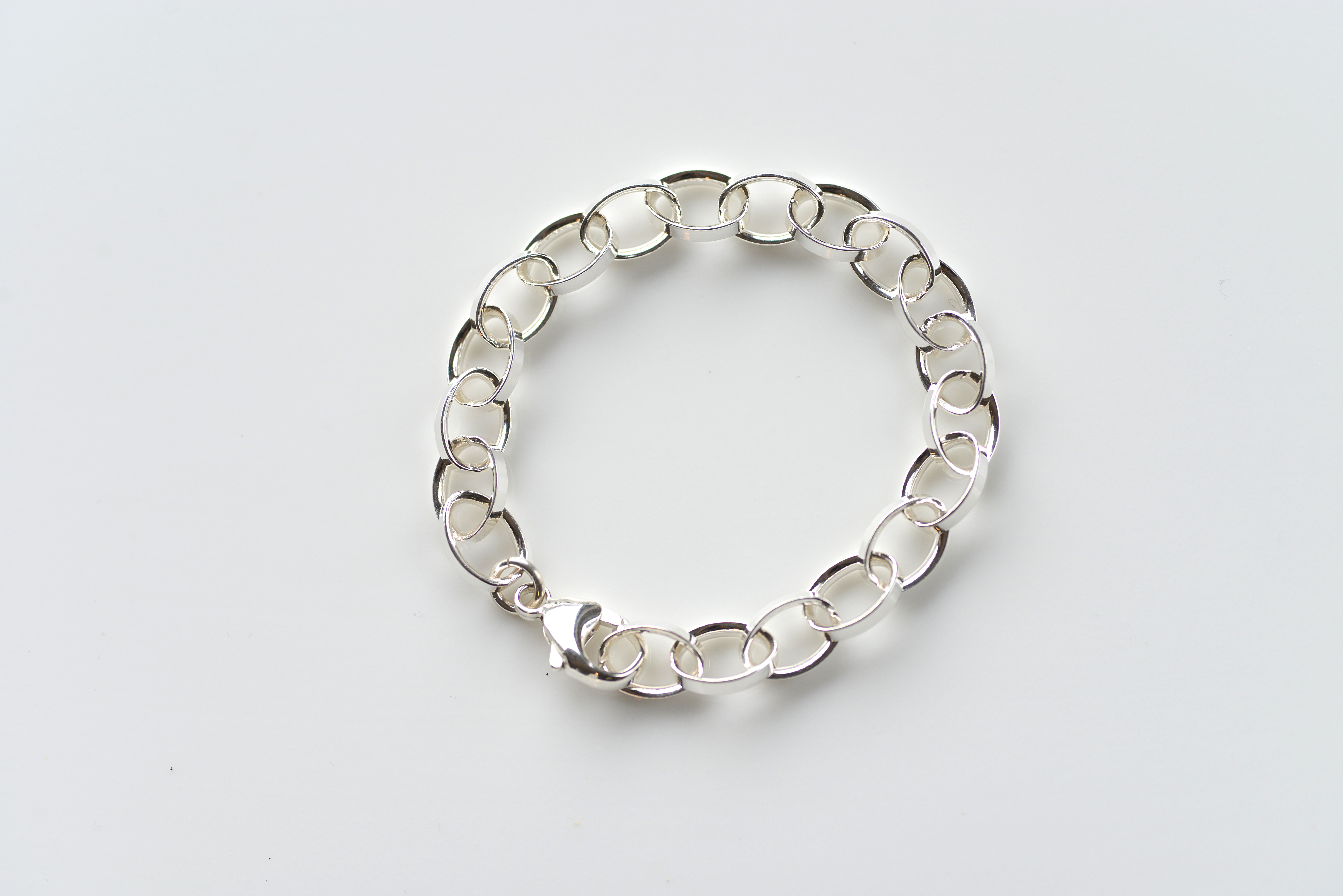 Ballchain bracelet